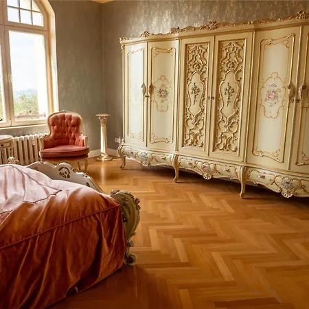 Schloss In Der Saechsischen Schweiz - Luxus * Dohma