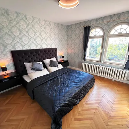 Schloss In Der Saechsischen Schweiz - Luxus
