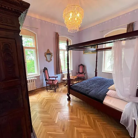 Schloss In Der Saechsischen Schweiz - Luxus *