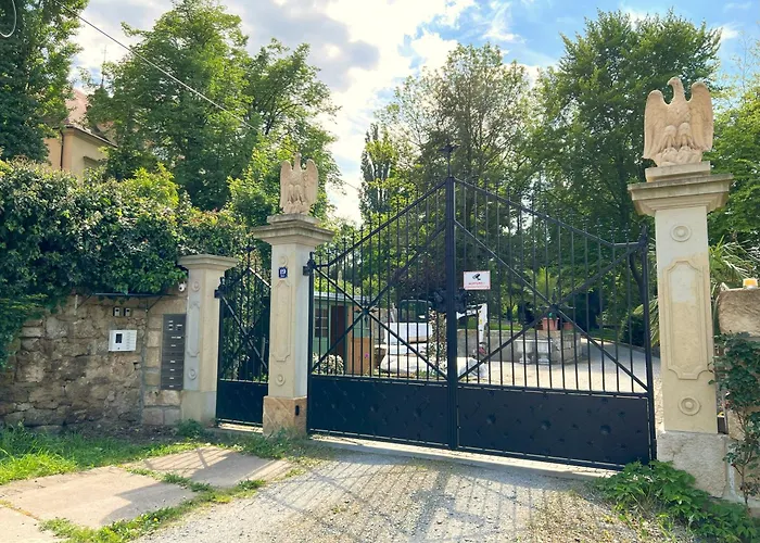 Schloss In Der Saechsischen Schweiz - Luxus Daire